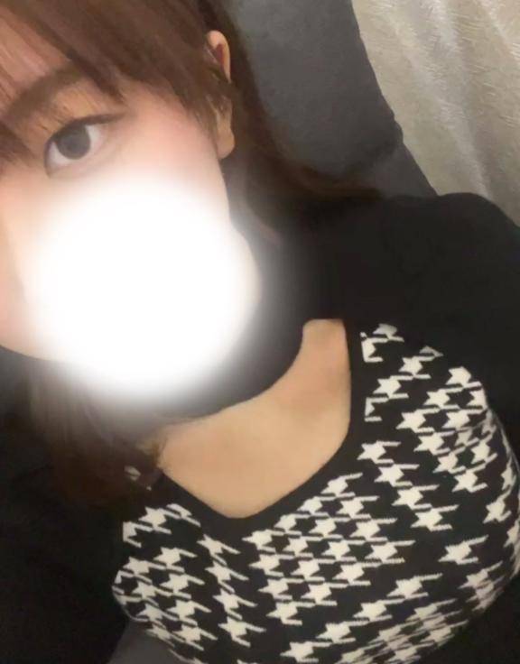 Momo's selfie